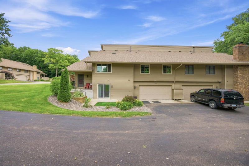 10965 53rd Ave N, Plymouth, MN 55442