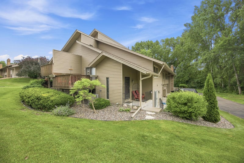 10965 53rd Ave N, Plymouth, MN 55442