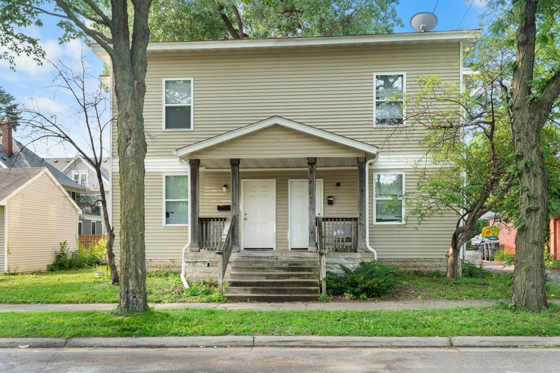 1111 N 17th Ave N, Minneapolis, MN 55411