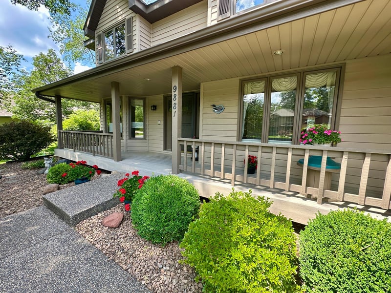 9881 170th St W, Lakeville, MN 55044