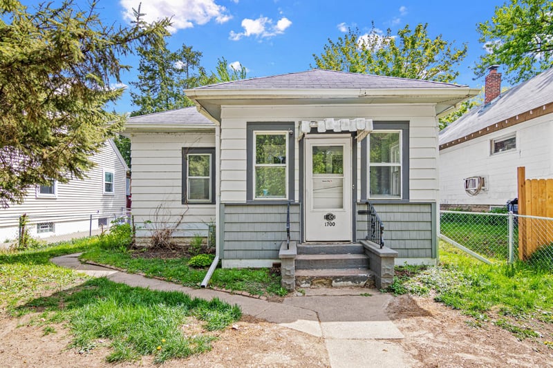 1700 Reaney Ave, Saint Paul, MN 55106
