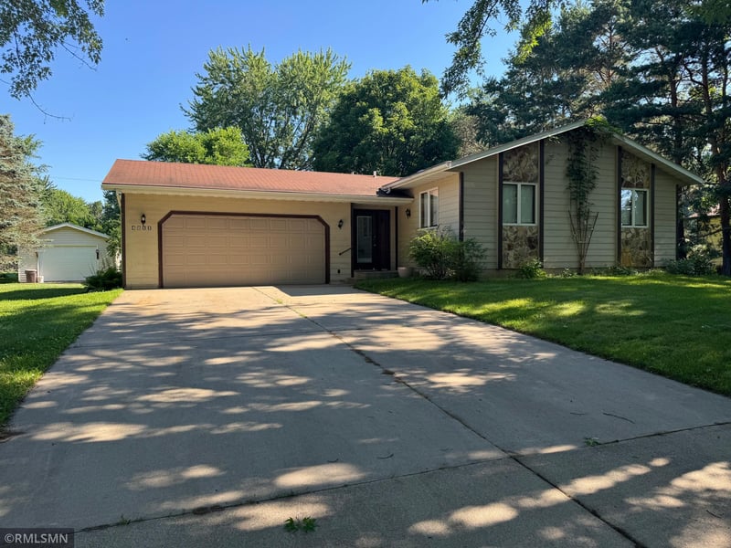 4211 Center St, Saint Cloud, MN 56303