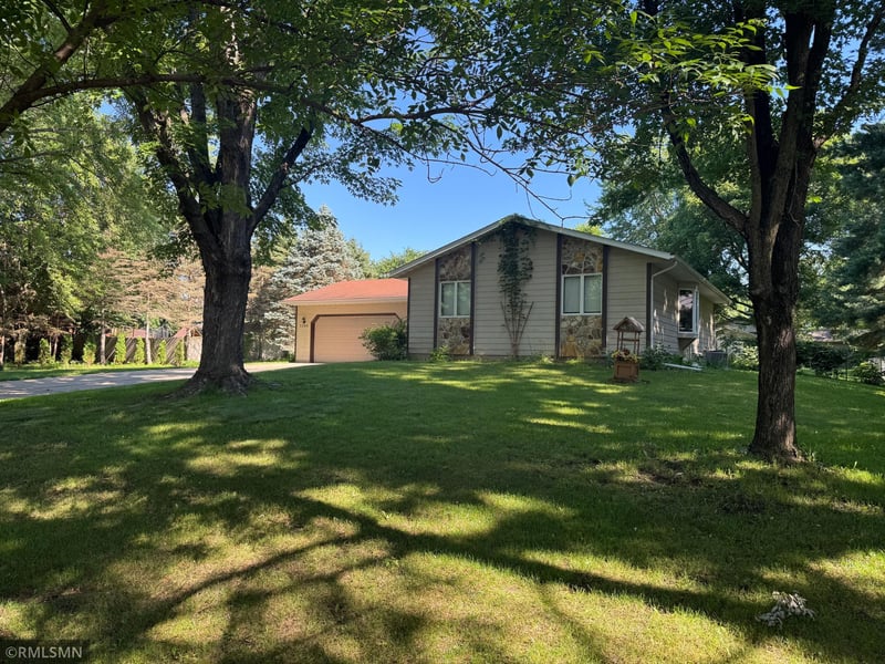 4211 Center St, Saint Cloud, MN 56303