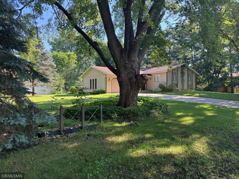 4211 Center St, Saint Cloud, MN 56303