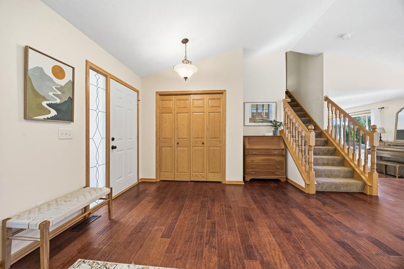 1228 Leo Ln, Buffalo, MN 55313