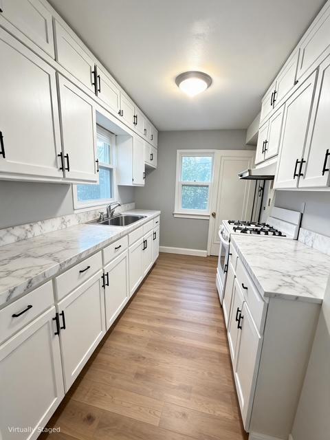 604 13th St SW, Willmar, MN 56201
