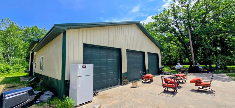 2846 Hawthorn Dr NW, Baudette, MN 56623