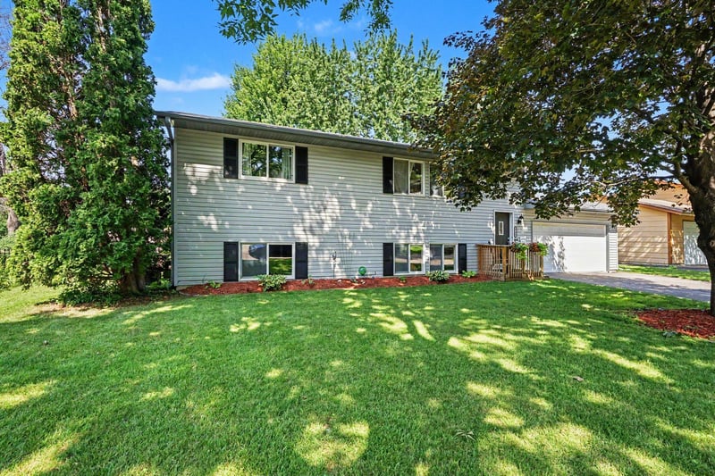 8166 Janero Ave S, Cottage Grove, MN 55016