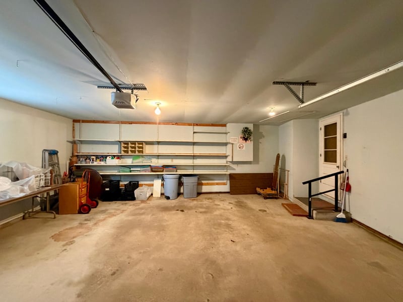 1111 Elm Cv, Luverne, MN 56156