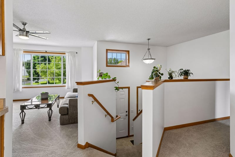 1131 Village St SE, New Prague, MN 56071