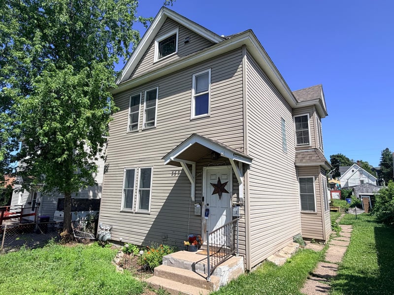 353 Lawson Ave E, Saint Paul, MN 55130
