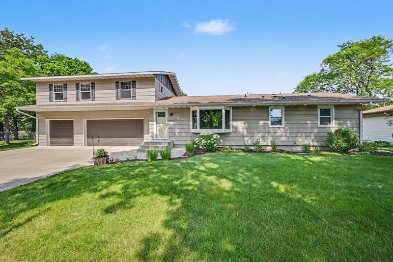 16594 Galena Ave W, Rosemount, MN 55068