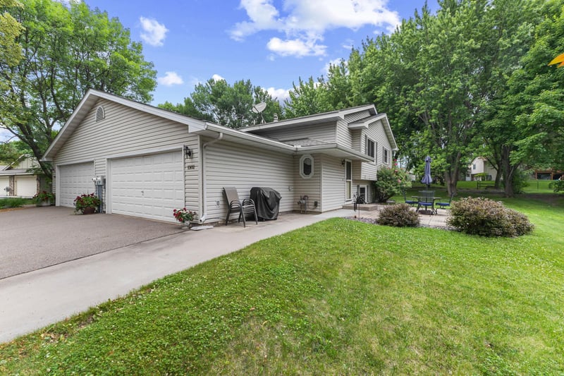 13612 86th Ave N, Maple Grove, MN 55369