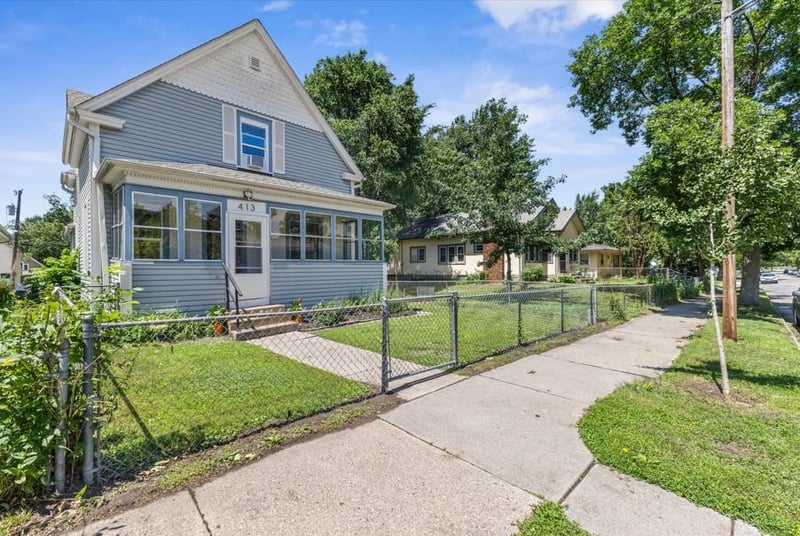 413 Knox Ave N, Minneapolis, MN 55405