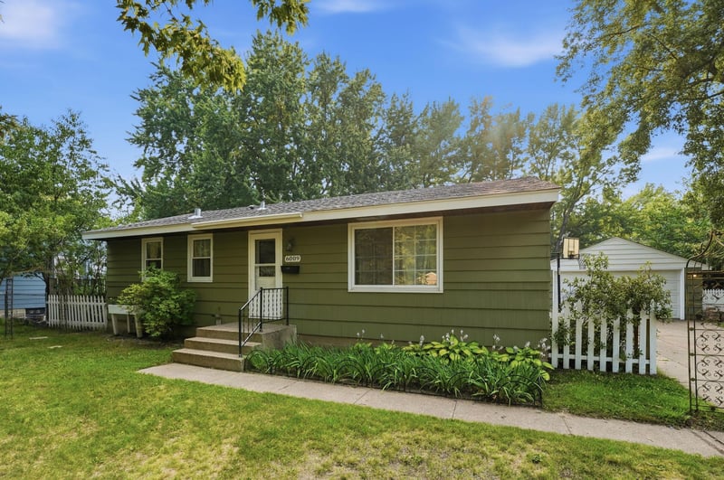6009 Quebec Ave N, New Hope, MN 55428