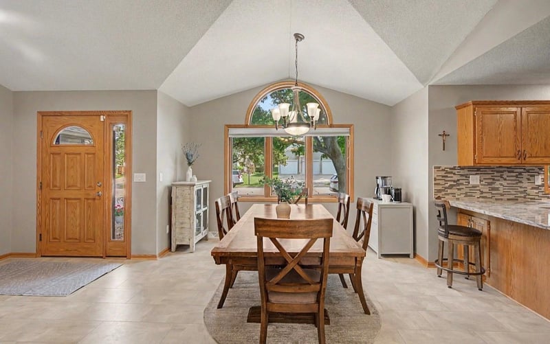 1805 Southwood Trl, Saint Cloud, MN 56301
