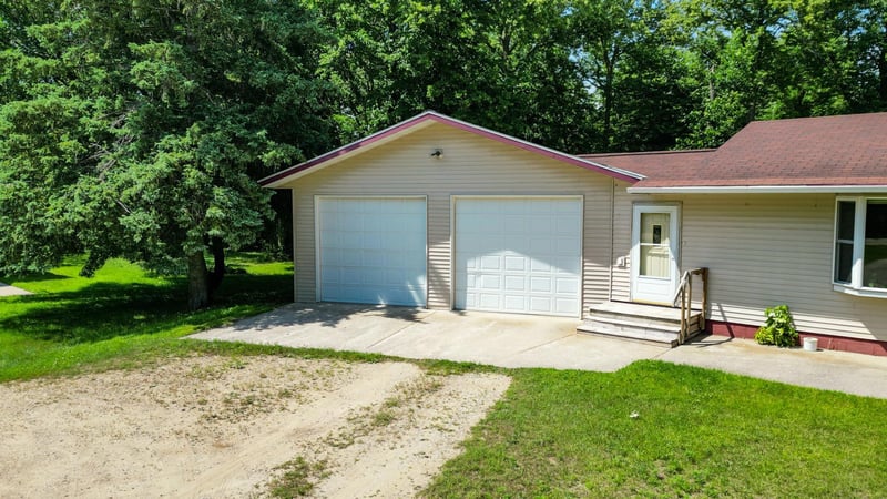 63037 230th St, Hewitt, MN 56453