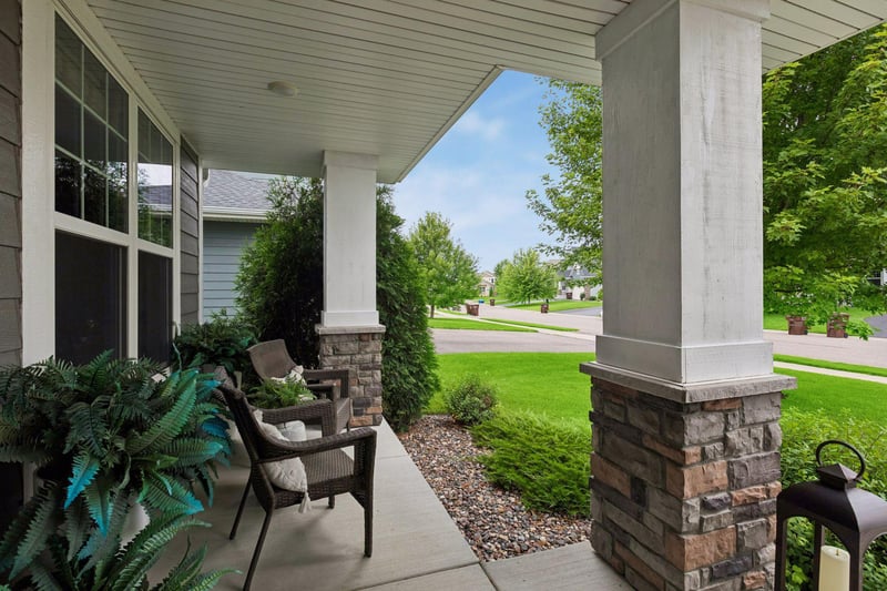11031 Sundance Woods Blvd, Dayton, MN 55369