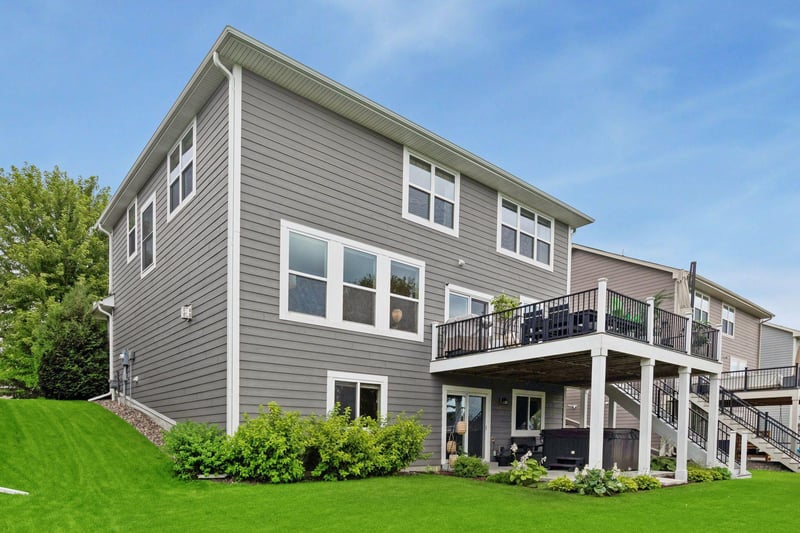 11031 Sundance Woods Blvd, Dayton, MN 55369