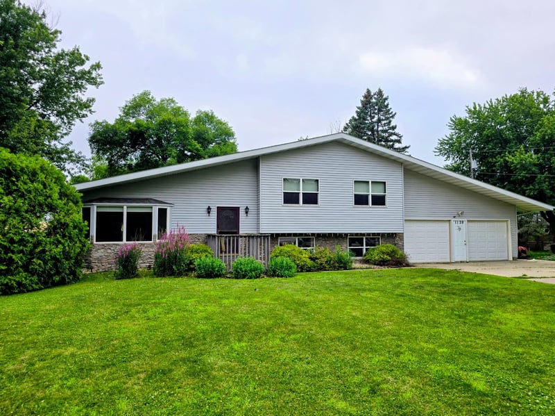 1120 8th Ave SW, Pipestone, MN 56164