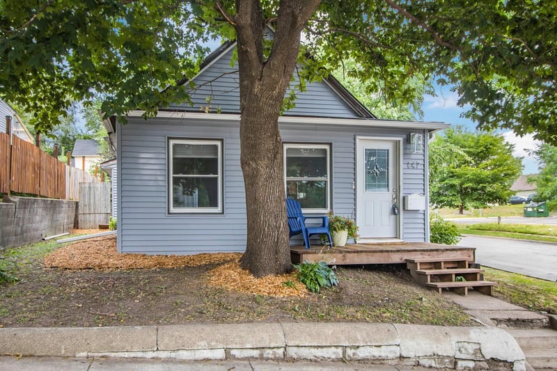 147 Lawson Ave E, Saint Paul, MN 55117
