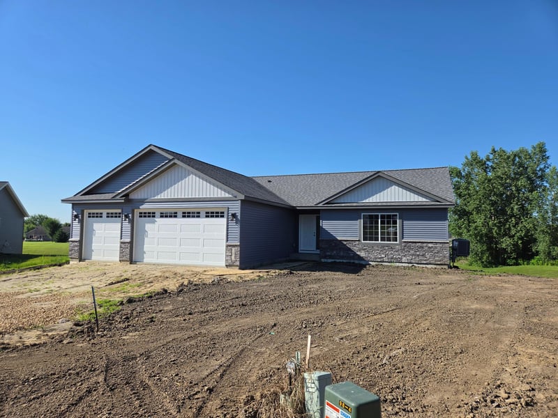 3 Marie Cir, Elysian, MN 56028