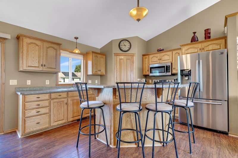 24457 17th Ave, Saint Augusta, MN 56301