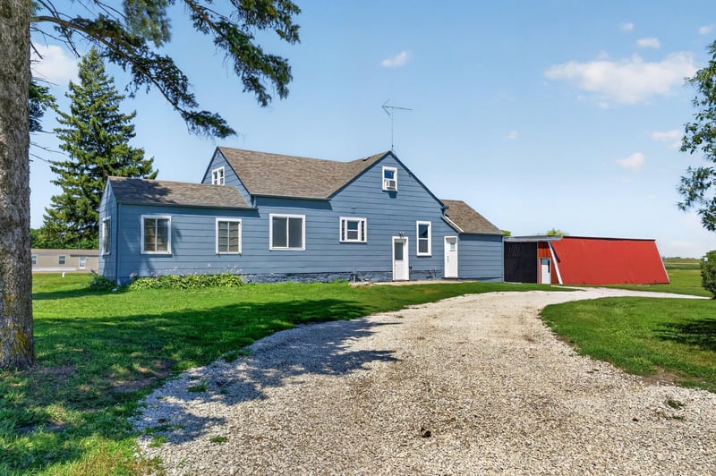1304 130th Ave, Welcome, MN 56181