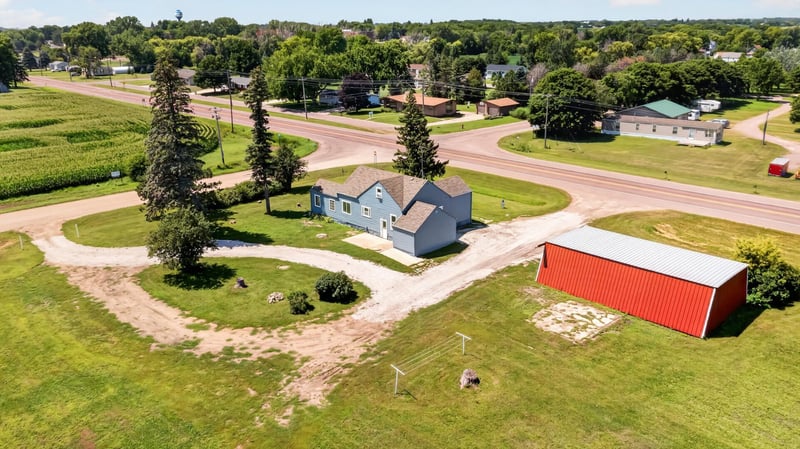 1304 130th Ave, Welcome, MN 56181