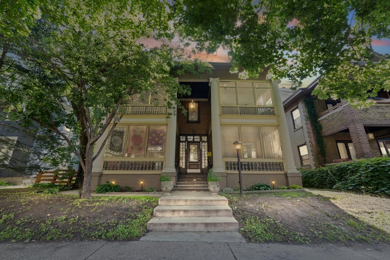2445 Aldrich Ave S, Minneapolis, MN 55405
