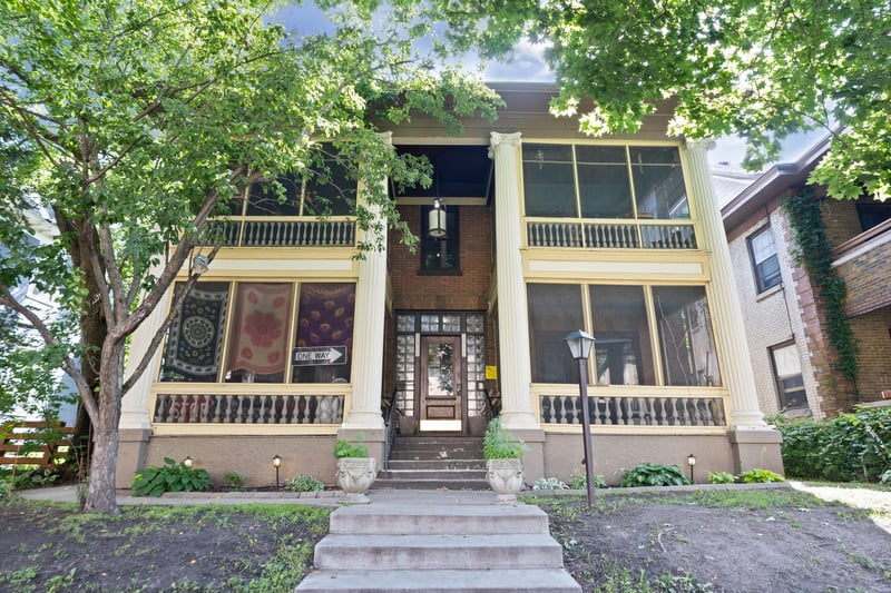 2445 Aldrich Ave S, Minneapolis, MN 55405