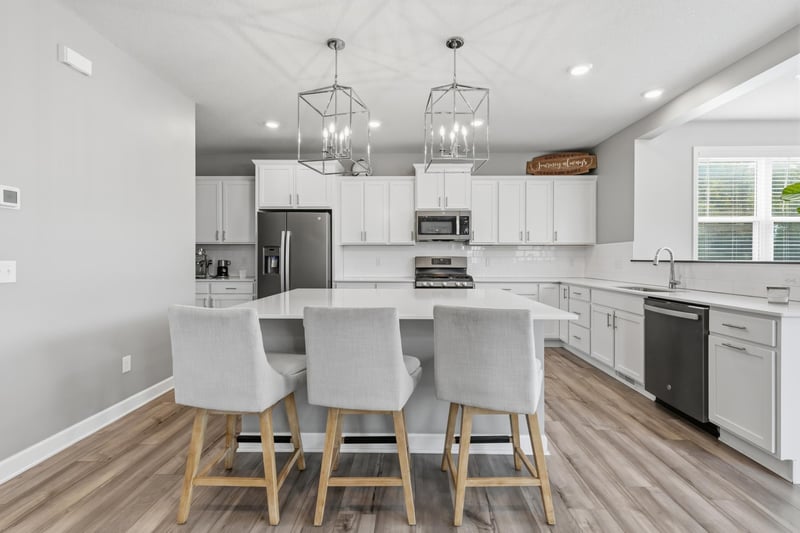 20481 Ginger Ct, Lakeville, MN 55044