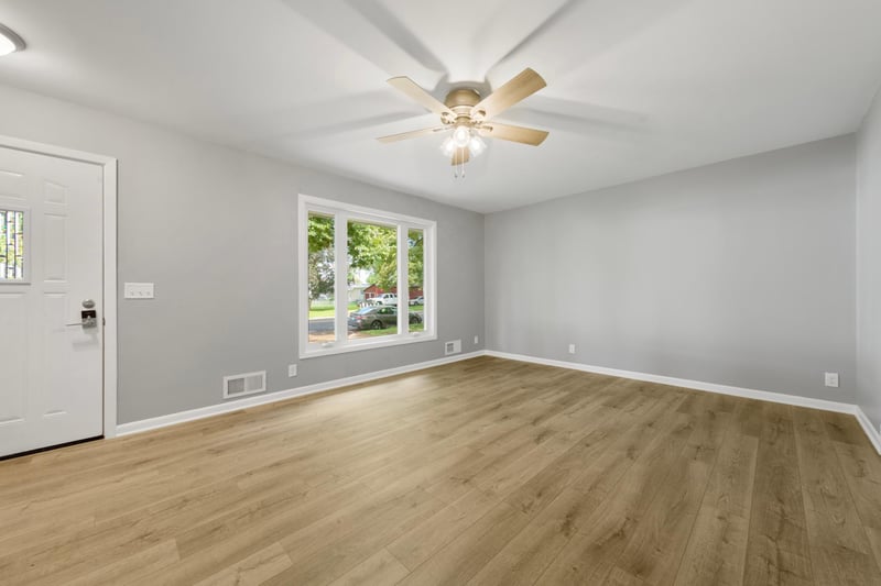 330 Main St, Green Isle, MN 55338