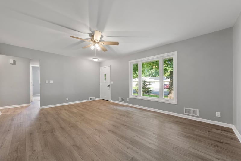 330 Main St, Green Isle, MN 55338
