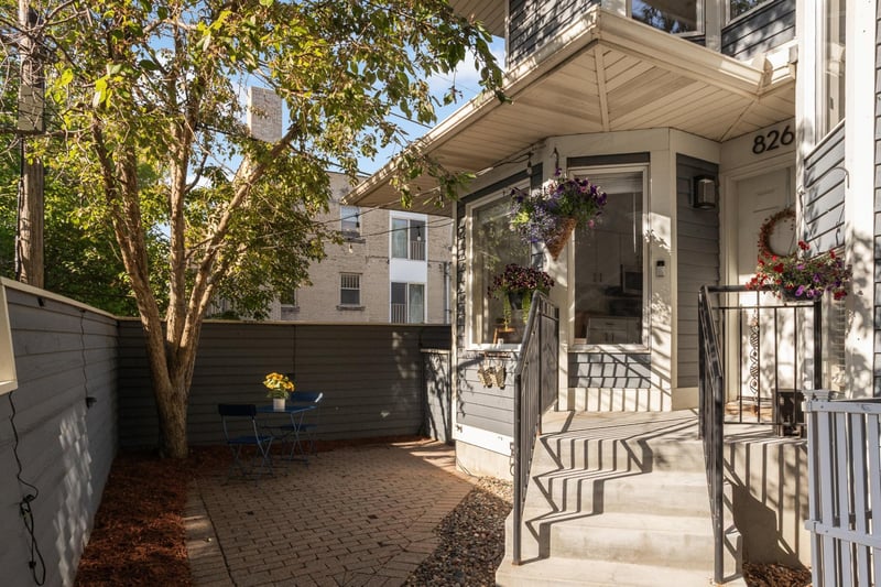 826 Summit Ave, Minneapolis, MN 55403