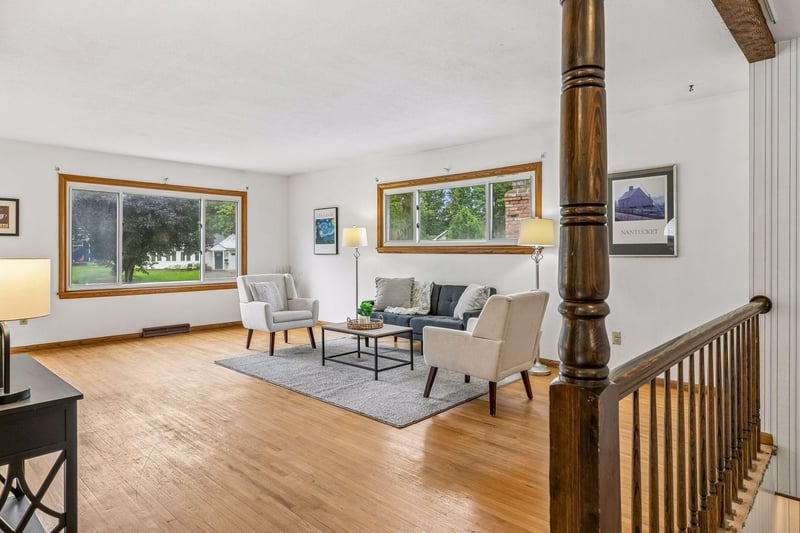 609 Mill St, Excelsior, MN 55331