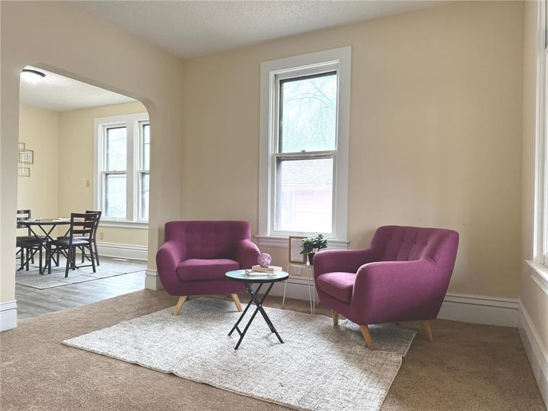 869 Lawson Ave E, Saint Paul, MN 55106