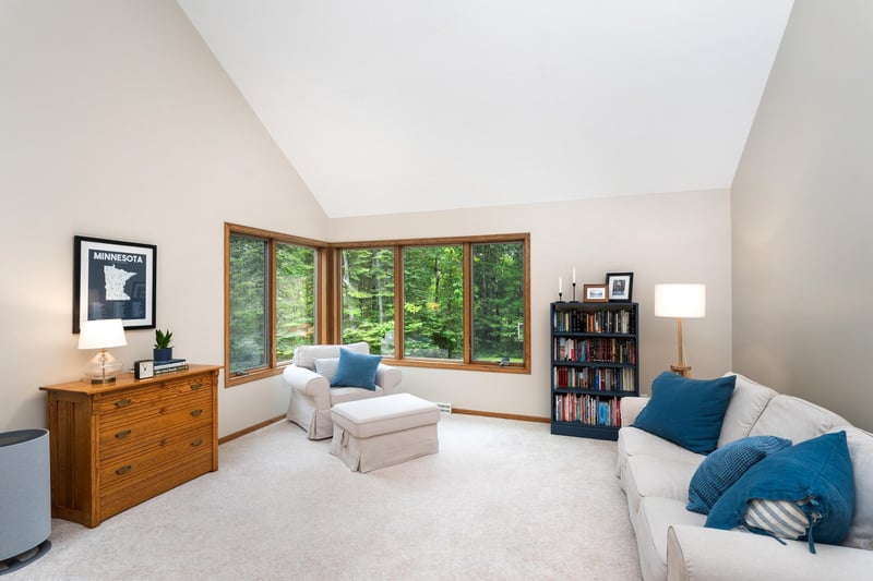 3517 Juten Dr, Duluth, MN 55803