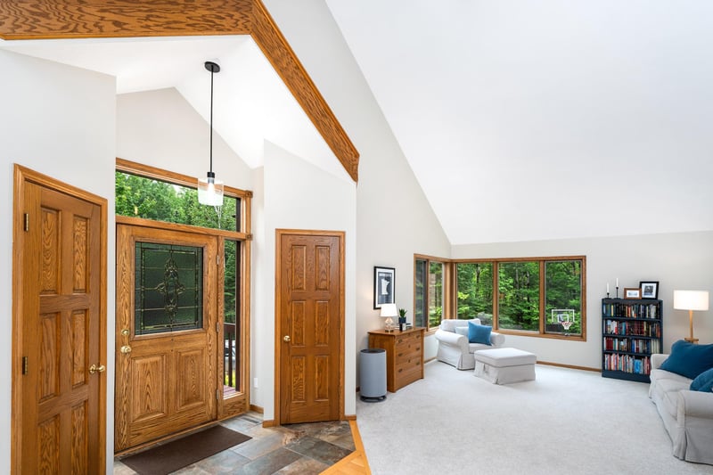 3517 Juten Dr, Duluth, MN 55803