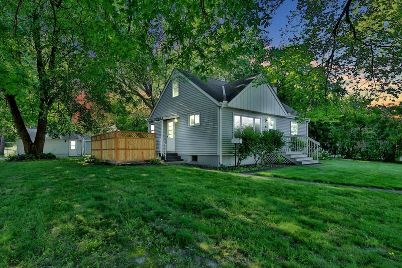 2966 Louisiana Ave N, Crystal, MN 55427