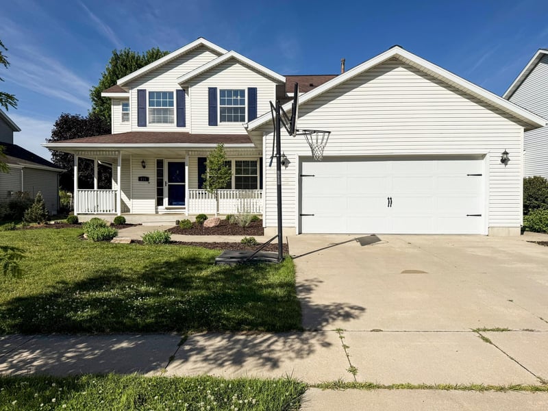411 Waterview Ln NW, Rochester, MN 55901