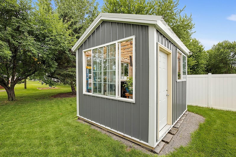 515 Main St E, Richmond, MN 56368