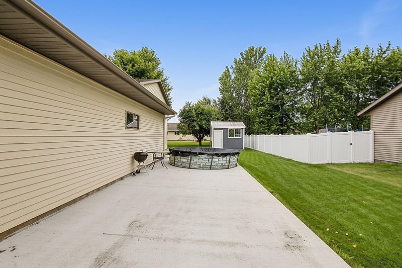 515 Main St E, Richmond, MN 56368