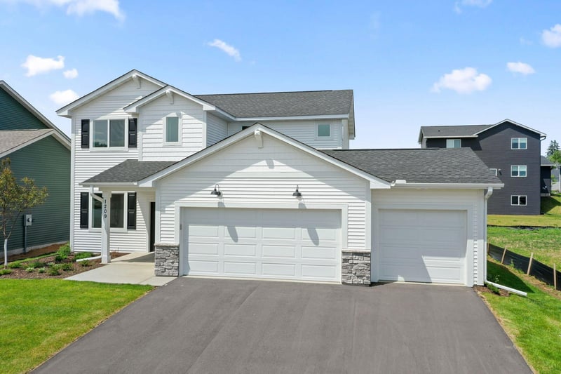 1209 Marlene Ave, River Falls, WI 54022