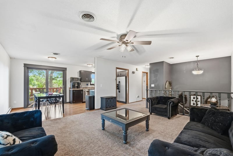1018 3rd St N, Sauk Rapids, MN 56379