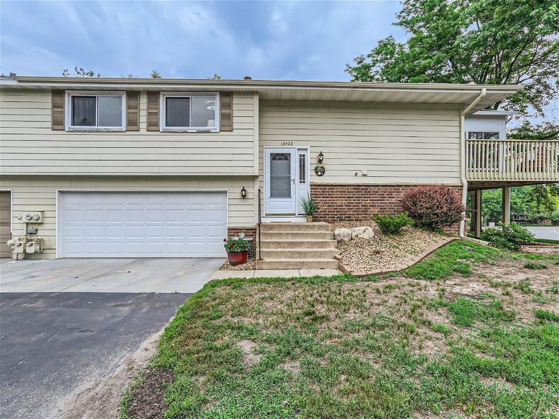 10422 Decatur Ave S, Bloomington, MN 55438