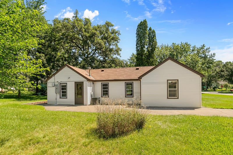 8706 Lincoln St NE, Blaine, MN 55434