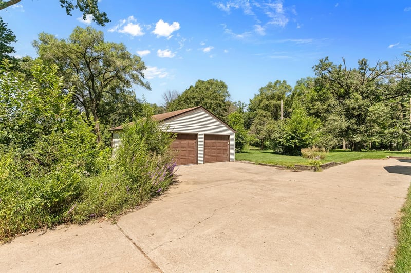 8706 Lincoln St NE, Blaine, MN 55434