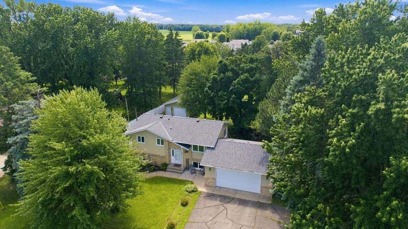 1311 2nd Ave S, Waite Park, MN 56387