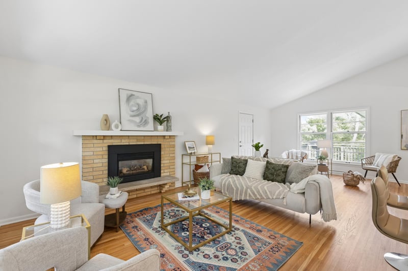 24850 Amlee Rd, Shorewood, MN 55331